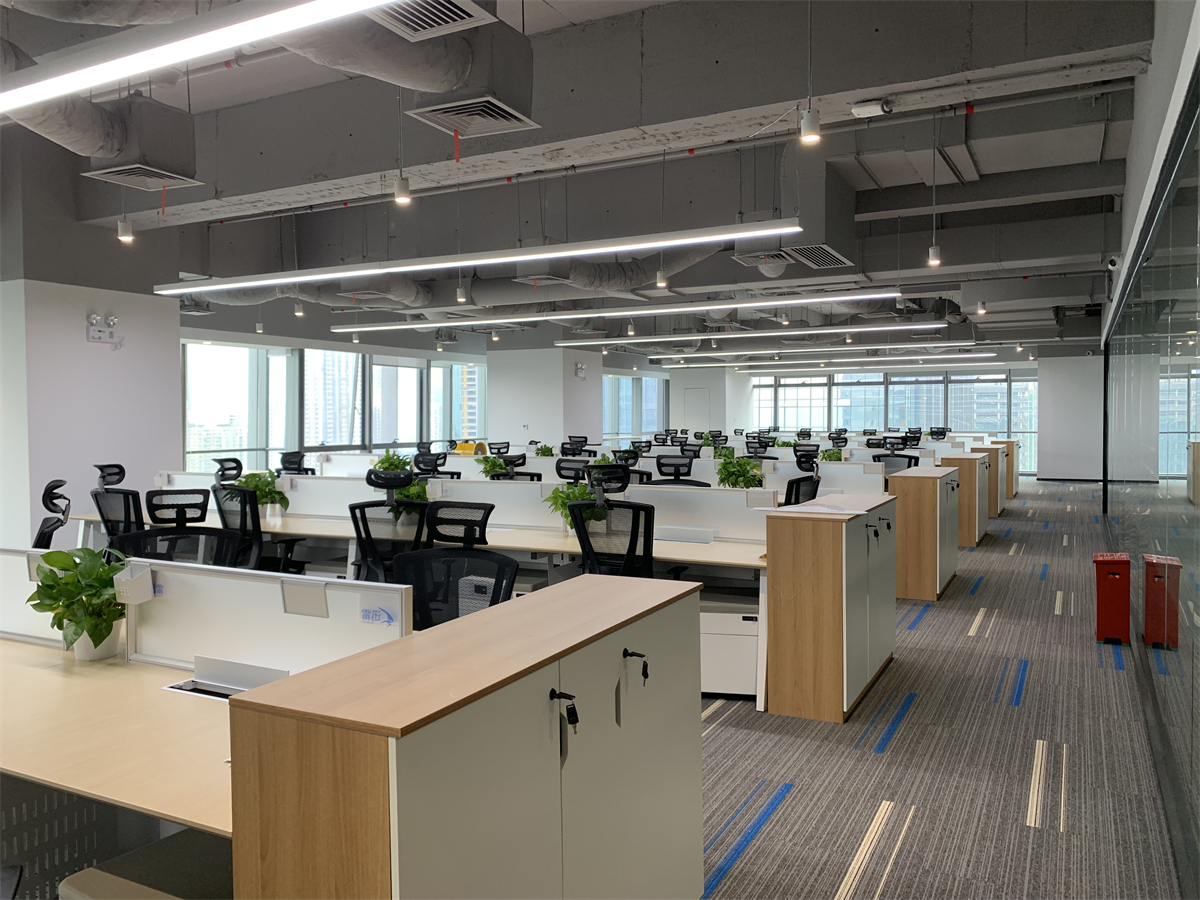 在进行办公室装修的前中后期应该注意的问题