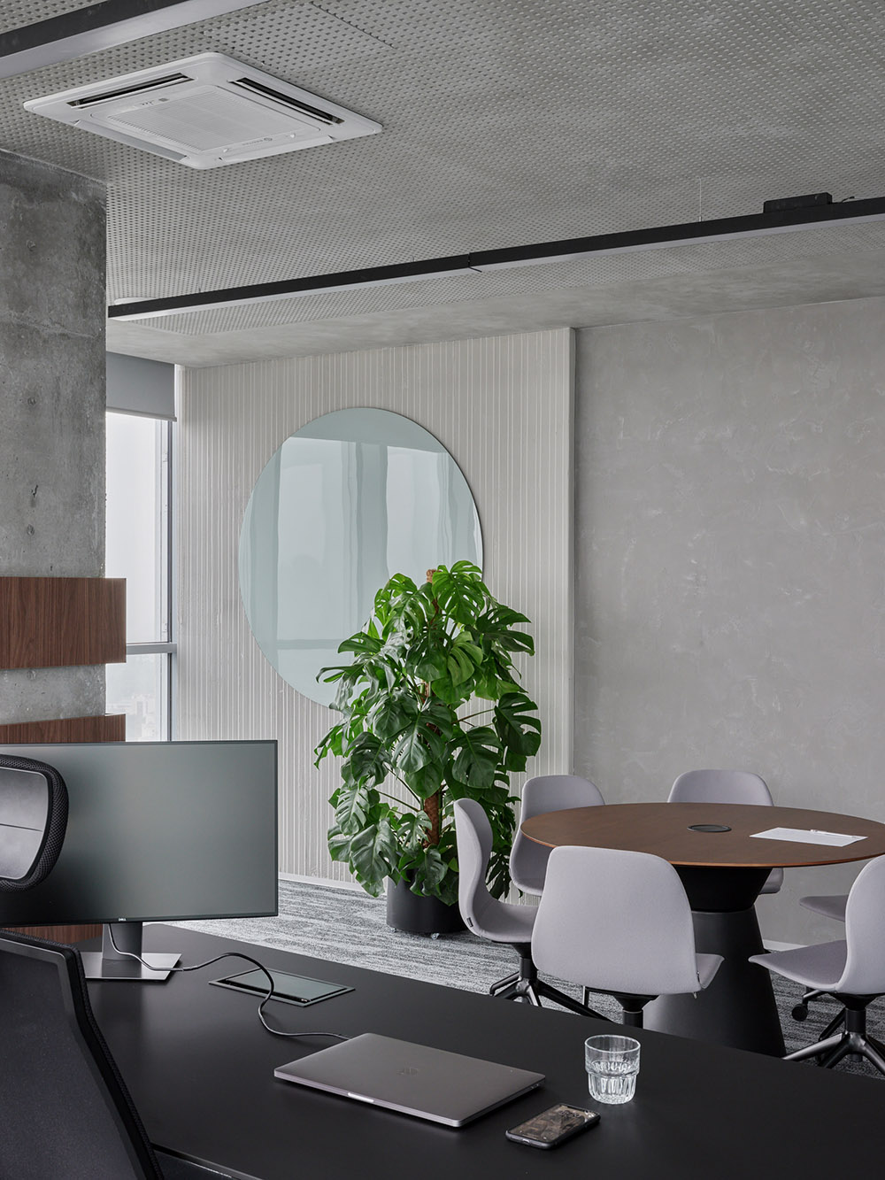 冷色调，办公室装修的独特魅力