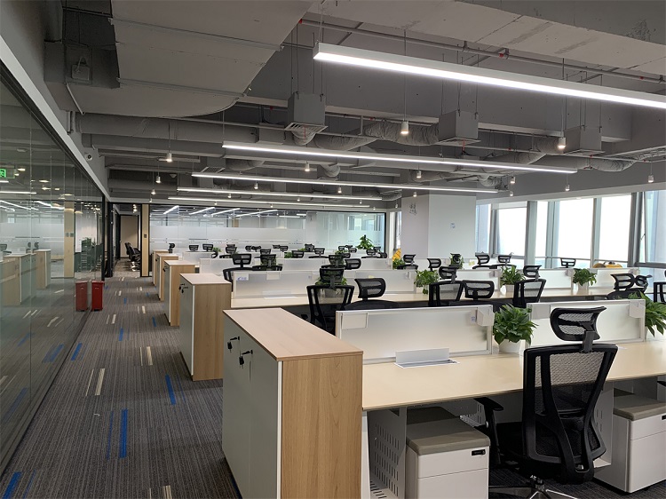 加洲建设在办公室装修后科学布局工位，提升办公效率